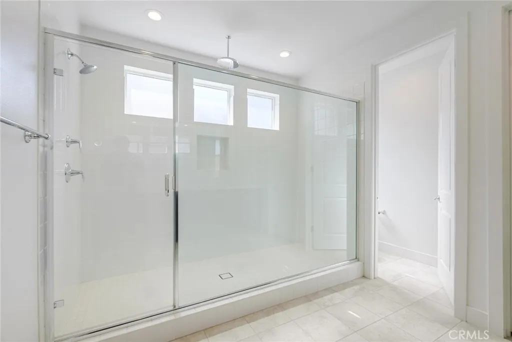 19230 Blackthorn Drive, Saugus, California 91351 home-pic-21