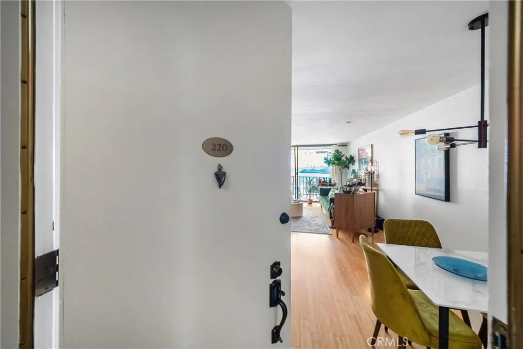 1140 E Ocean Boulevard 220, Long Beach, California 90802 home-pic-8