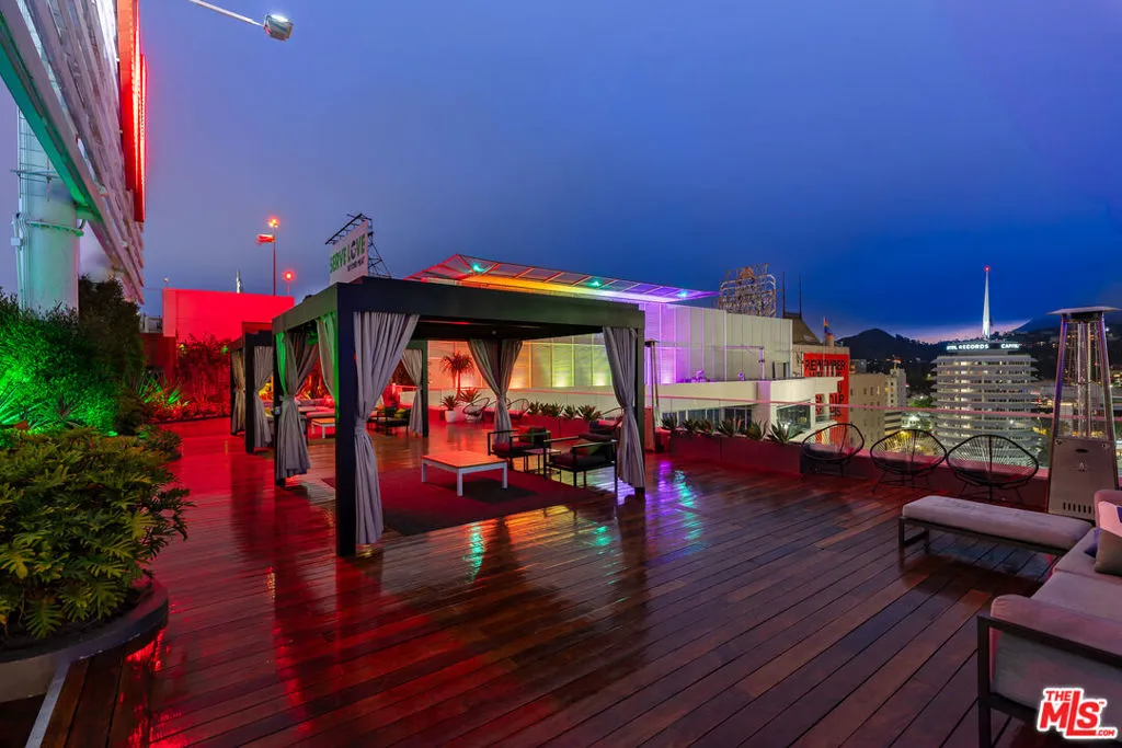 6250 Hollywood Boulevard 14d, Los Angeles, California 90028 home-pic-14