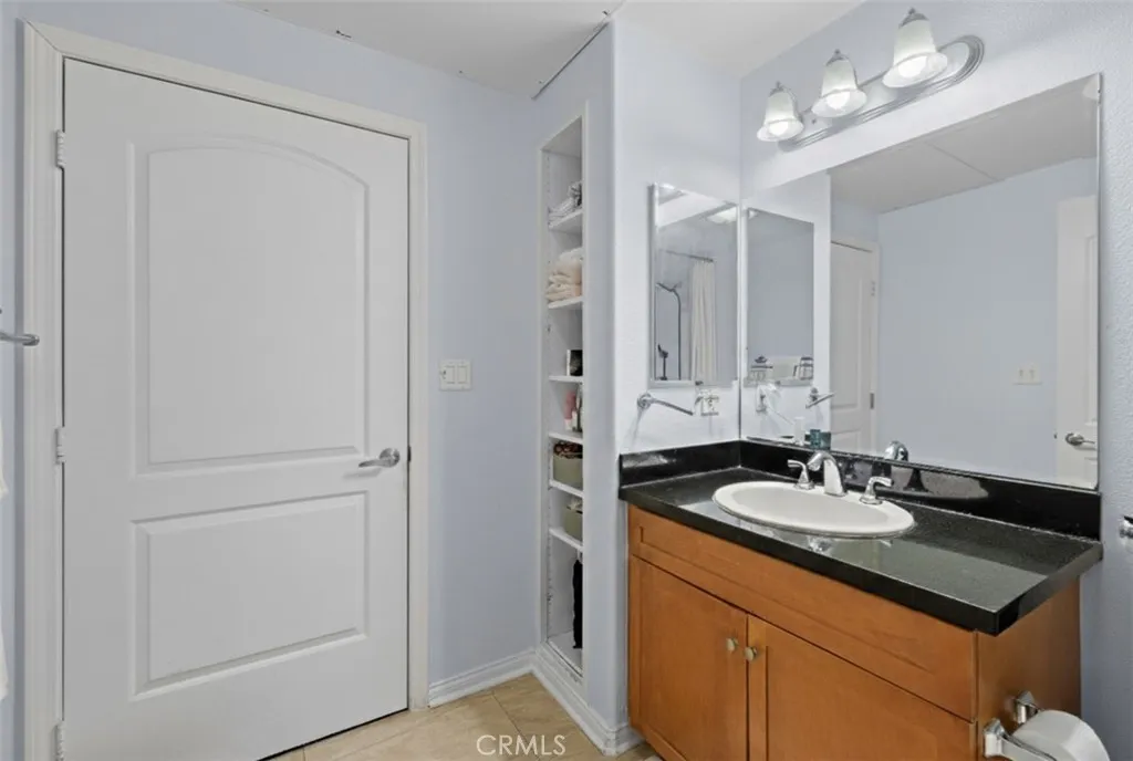 360 W Avenue 26 401, Lincoln Heights, California 90031 home-pic-2