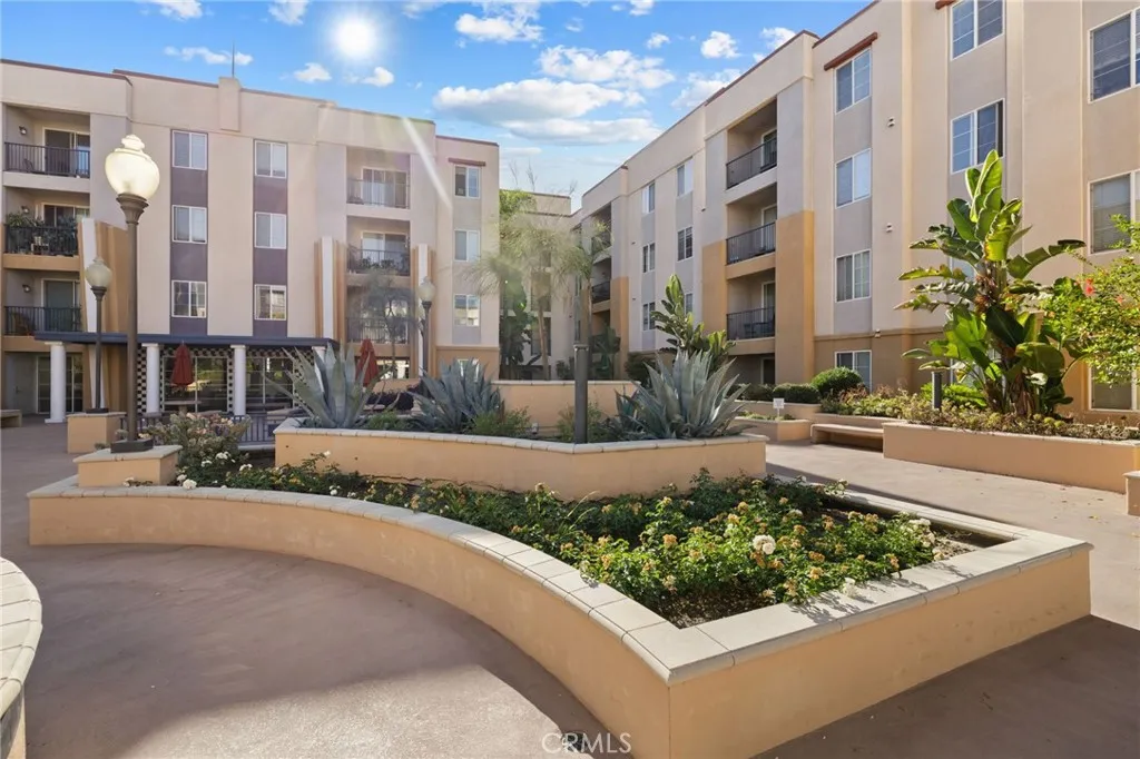 360 W Avenue 26 401, Lincoln Heights, California 90031 home-pic-26