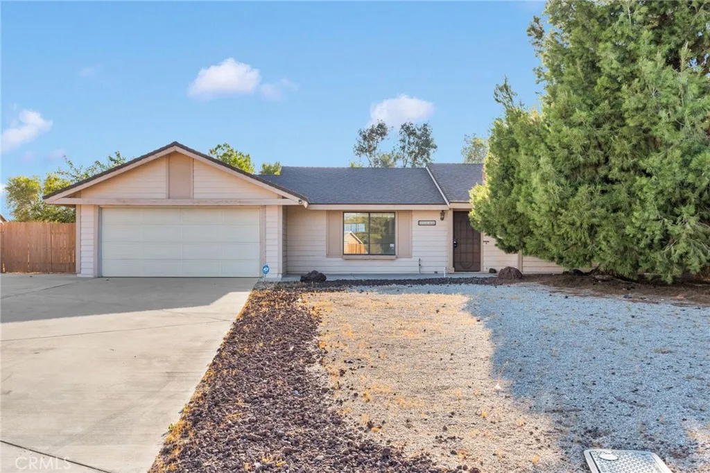 13106 Hollyberry, Victorville, California 92392 home-pic-0