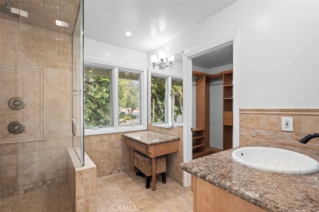 160 Summit Road, La Verne, California 91750 home-pic-20