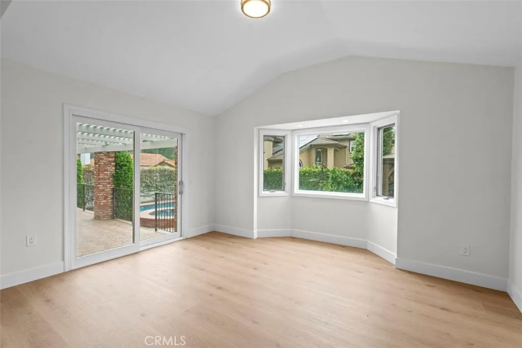 160 Summit Road, La Verne, California 91750 home-pic-15