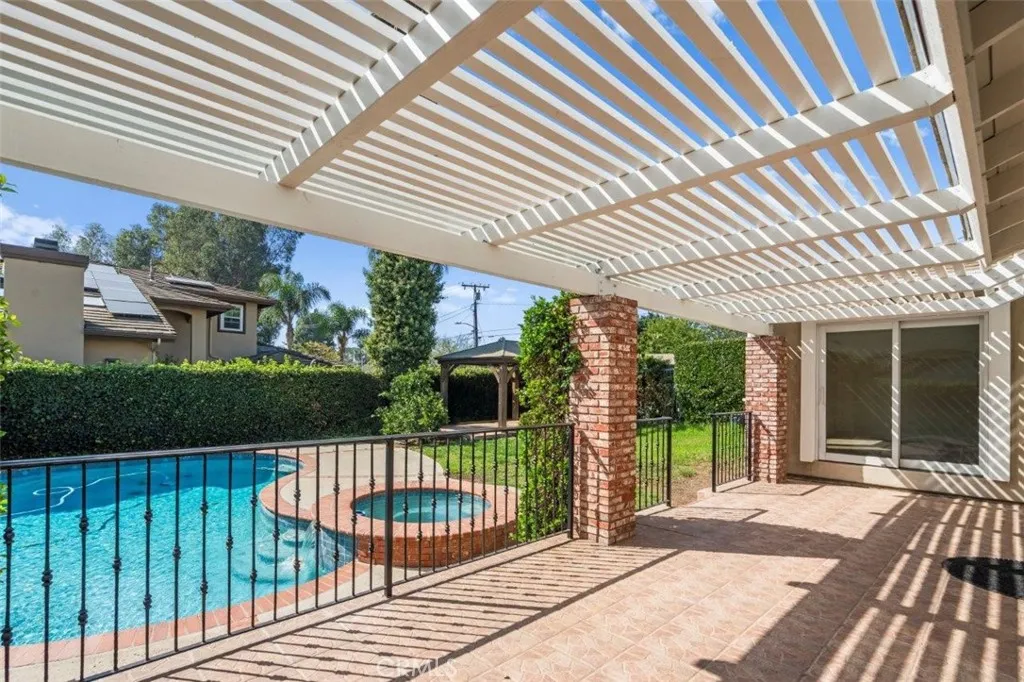160 Summit Road, La Verne, California 91750 home-pic-31