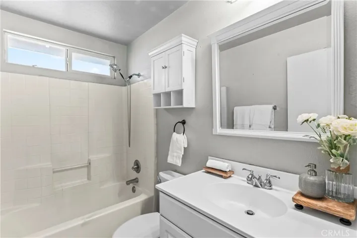 16838 Kittansett Place, Fontana, California 92336