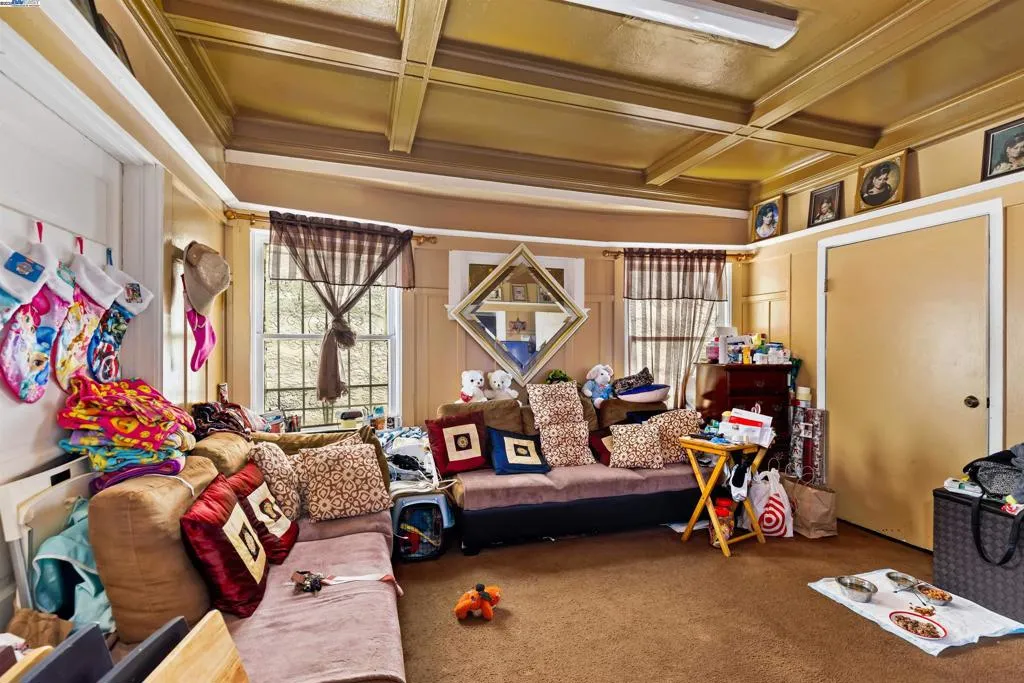 845 Isabella Street, Oakland, California 94607 home-pic-6