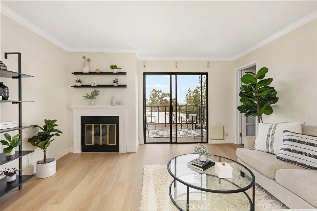 2599 Walnut, Signal Hill, California 90755 home-pic-18