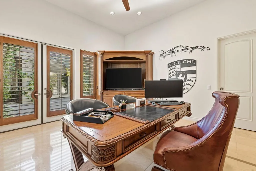 334 Crest Lake Drive, Palm Desert, California 92211 home-pic-55