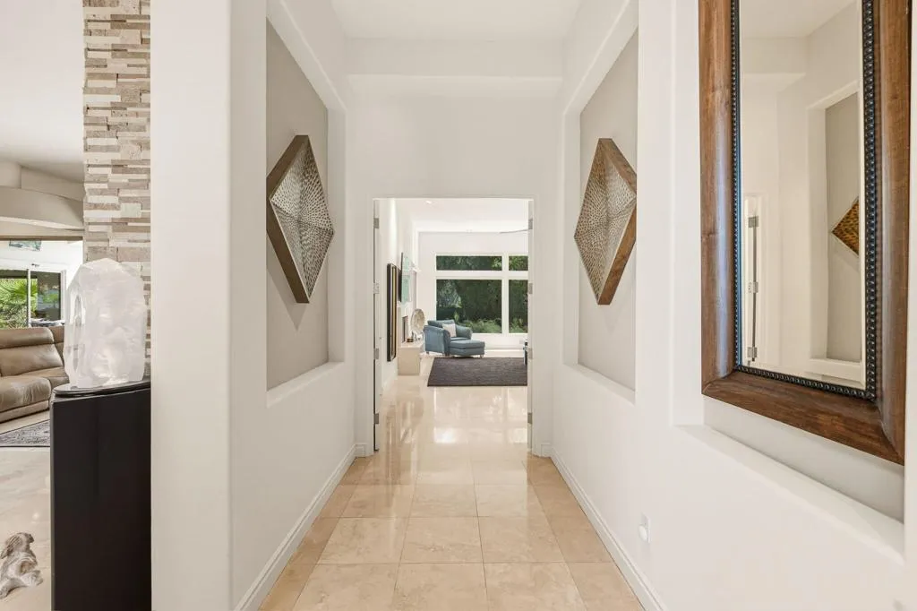 334 Crest Lake Drive, Palm Desert, California 92211 home-pic-40
