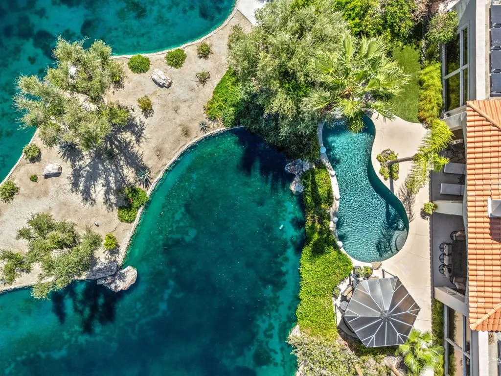 334 Crest Lake Drive, Palm Desert, California 92211 home-pic-82