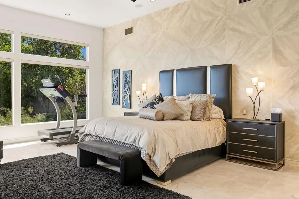 334 Crest Lake Drive, Palm Desert, California 92211 home-pic-41