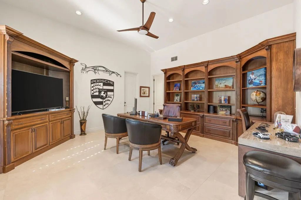 334 Crest Lake Drive, Palm Desert, California 92211 home-pic-54