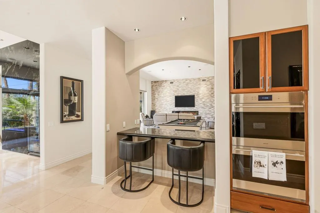 334 Crest Lake Drive, Palm Desert, California 92211 home-pic-31