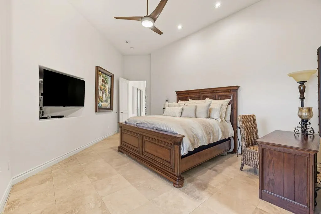 334 Crest Lake Drive, Palm Desert, California 92211 home-pic-52