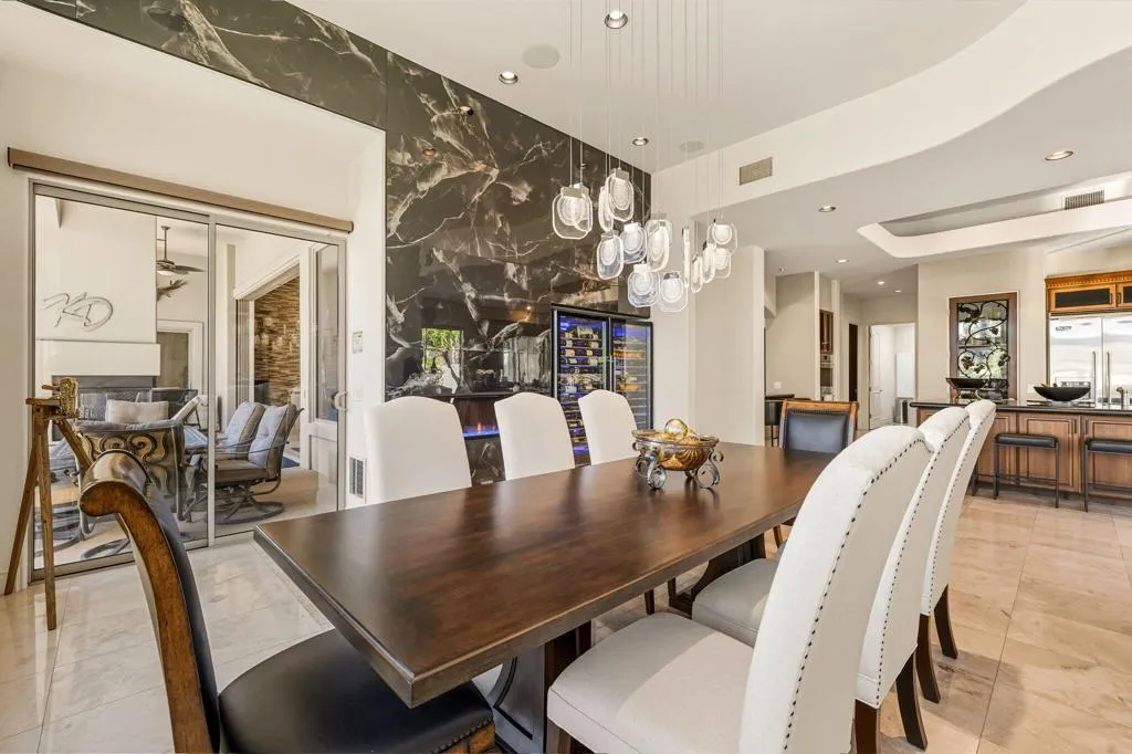 334 Crest Lake Drive, Palm Desert, California 92211 home-pic-37