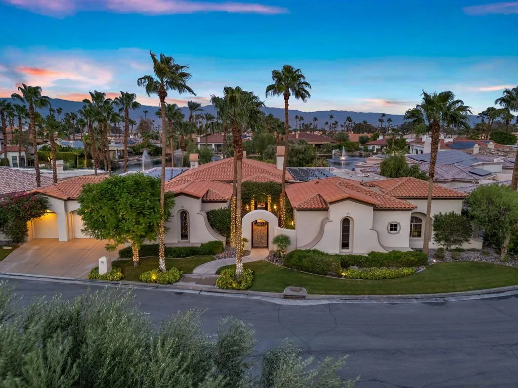334 Crest Lake Drive, Palm Desert, California 92211 home-pic-96