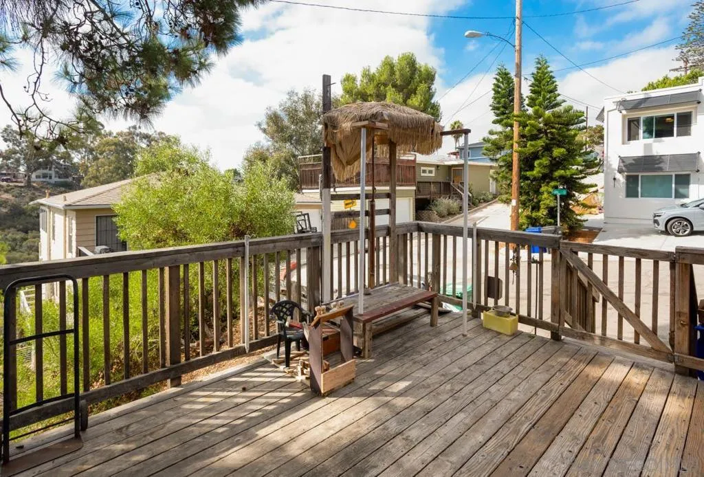 2950 Nutmeg St, San Diego, California 92104 home-pic-18