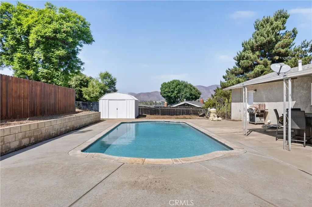 4615 Fairbanks, Jurupa Valley, California 92509 home-pic-30