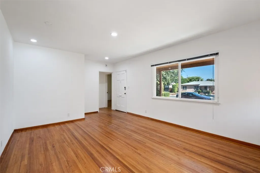5623 Cedros Avenue, Sherman Oaks, California 91411 home-pic-4
