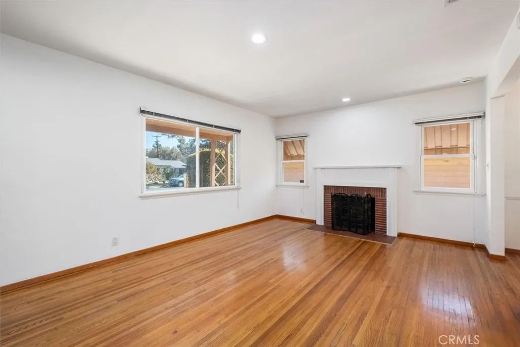 5623 Cedros Avenue, Sherman Oaks, California 91411 home-pic-3