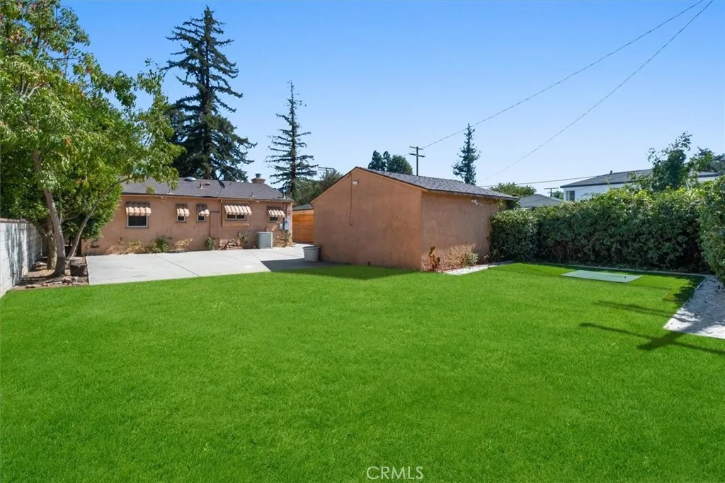5623 Cedros Avenue, Sherman Oaks, California 91411 home-pic-20