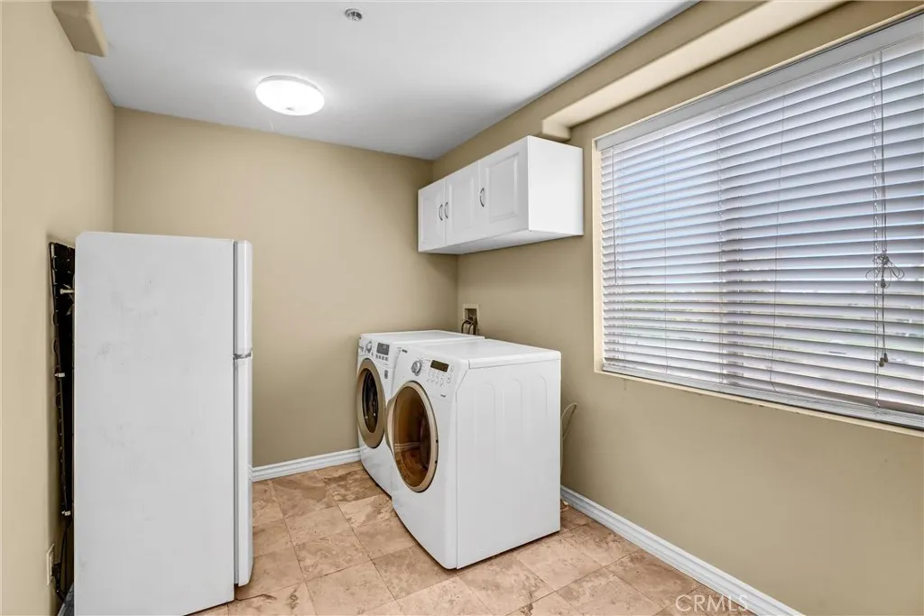 26404 Vermont 19, Harbor City, California 90710 home-pic-25