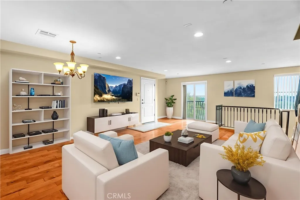 26404 Vermont 19, Harbor City, California 90710 home-pic-8