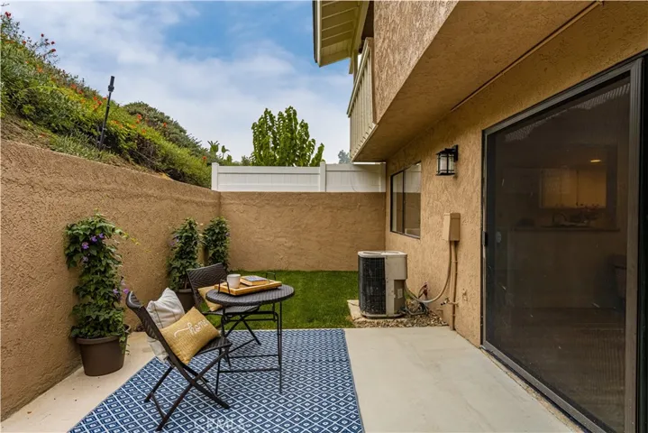 6024 E Silverspur Trail, Anaheim Hills, California 92807