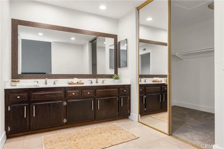 6024 E Silverspur Trail, Anaheim Hills, California 92807