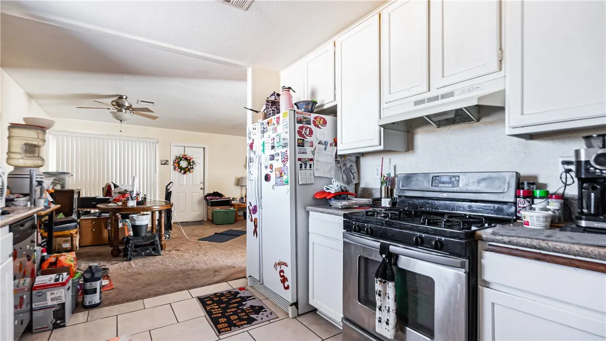 21792 Carlisle, Apple Valley, California 92307 home-pic-10