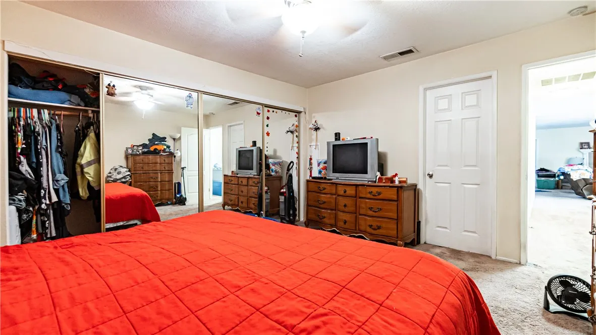 21792 Carlisle, Apple Valley, California 92307 home-pic-13