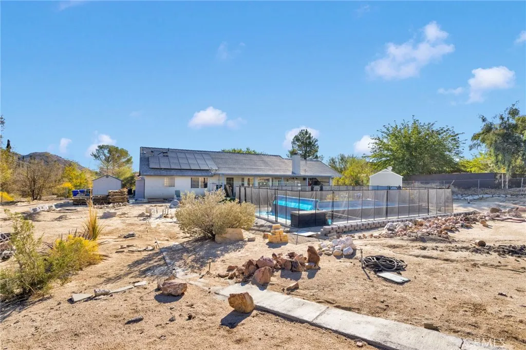 15590 Myalon, Apple Valley, California 92307 home-pic-41