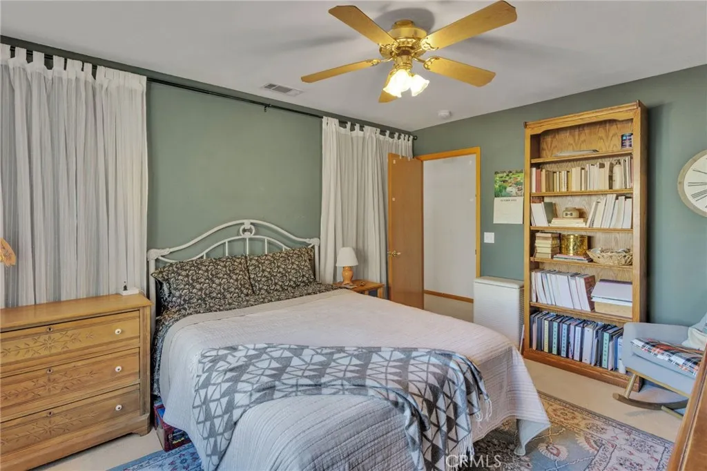 15590 Myalon, Apple Valley, California 92307 home-pic-26