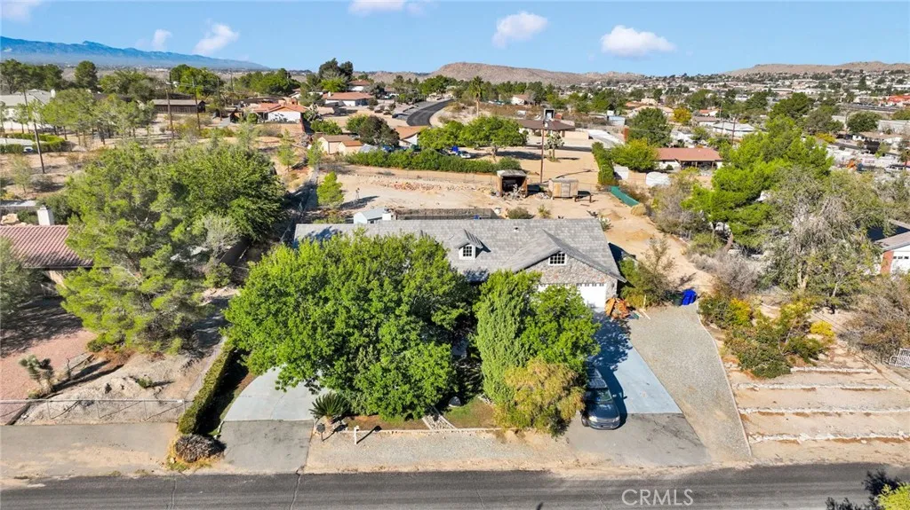 15590 Myalon, Apple Valley, California 92307 home-pic-42