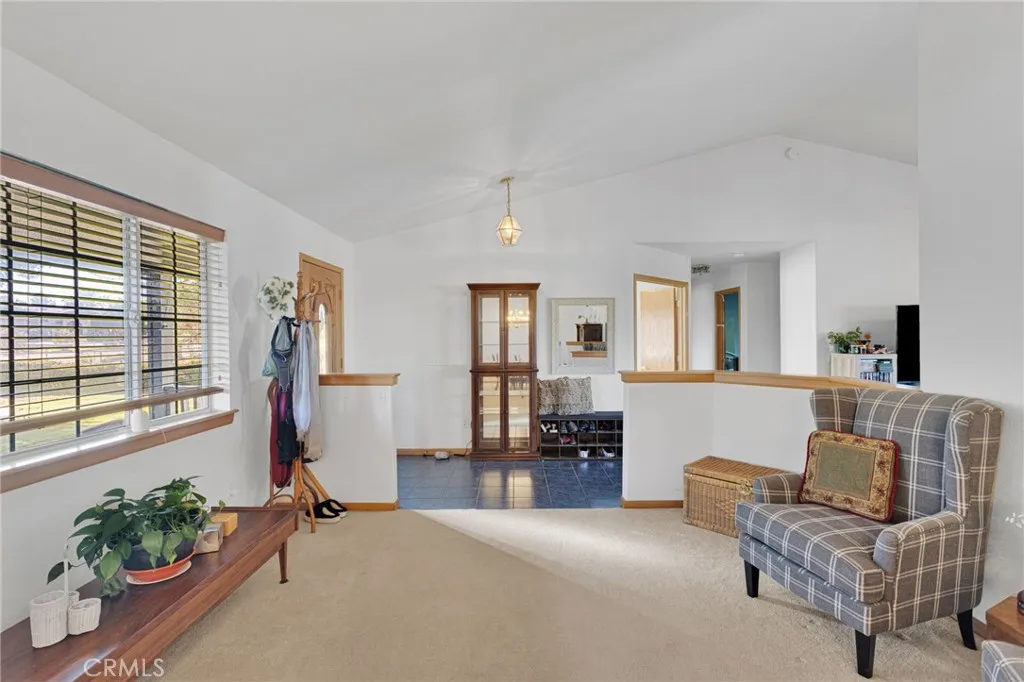 15590 Myalon, Apple Valley, California 92307 home-pic-7