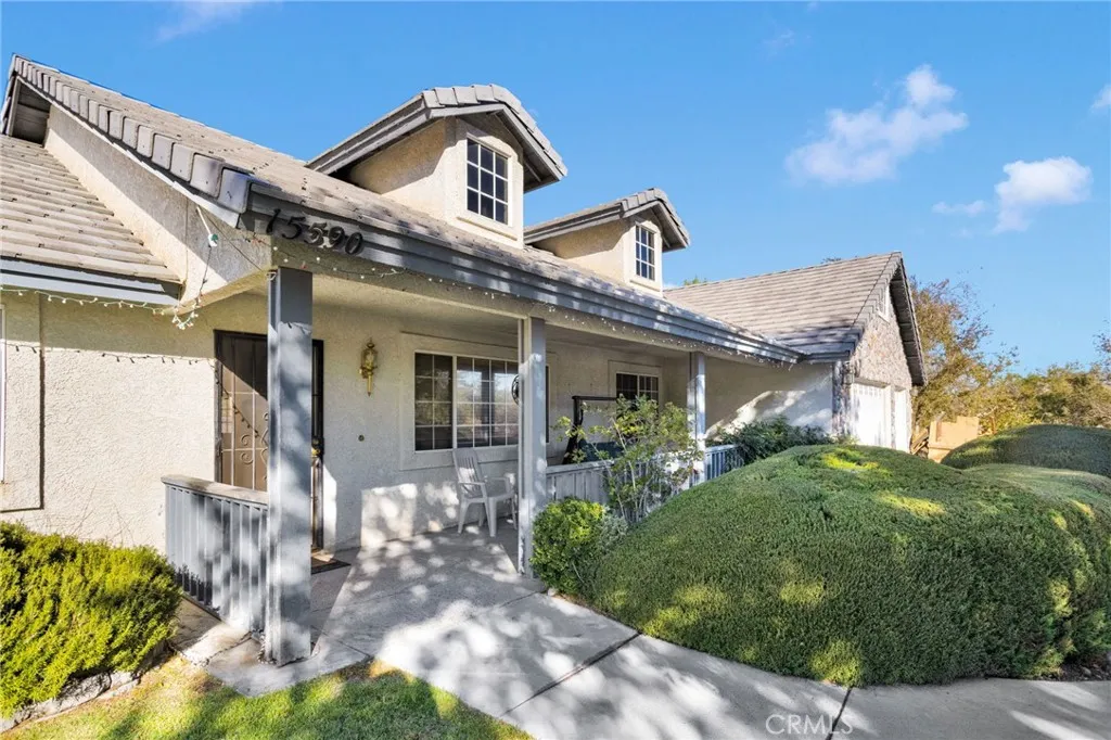 15590 Myalon, Apple Valley, California 92307 home-pic-2