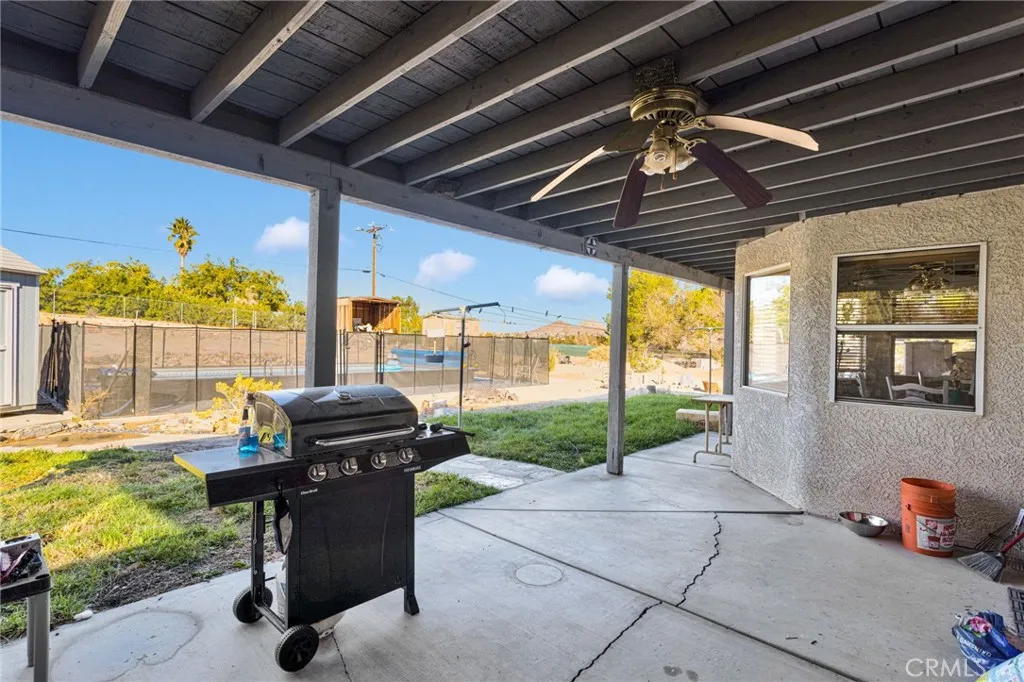 15590 Myalon, Apple Valley, California 92307 home-pic-33