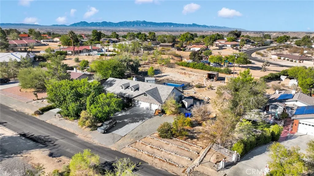 15590 Myalon, Apple Valley, California 92307 home-pic-43