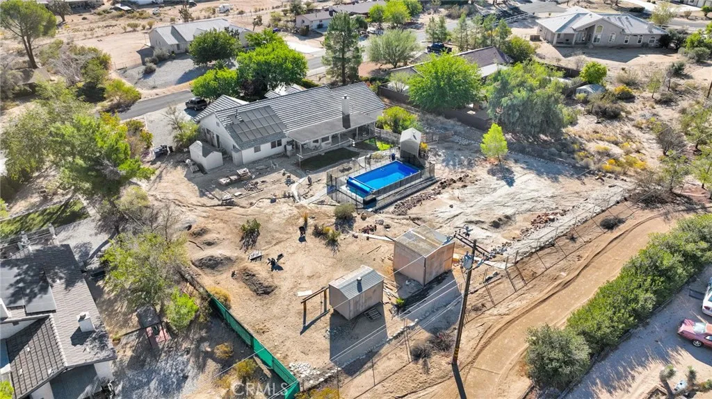 15590 Myalon, Apple Valley, California 92307 home-pic-44