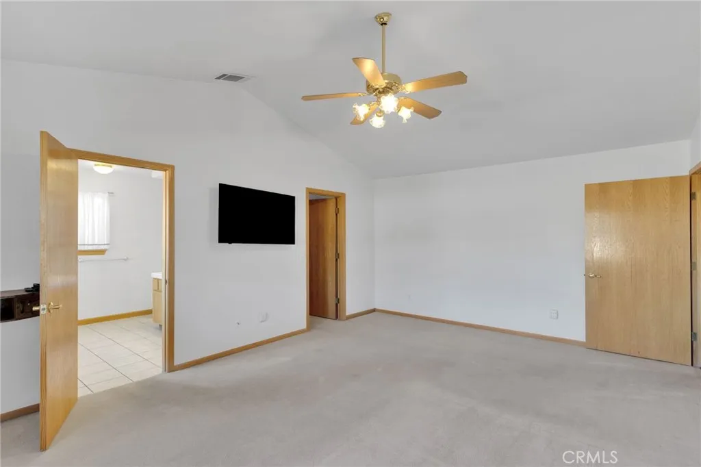 15590 Myalon, Apple Valley, California 92307 home-pic-17