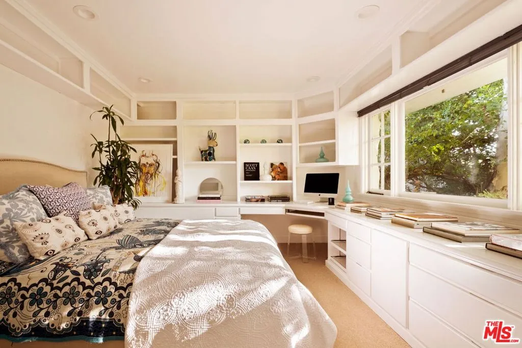 3420 Wrightview Drive, Studio City, California 91604 home-pic-14