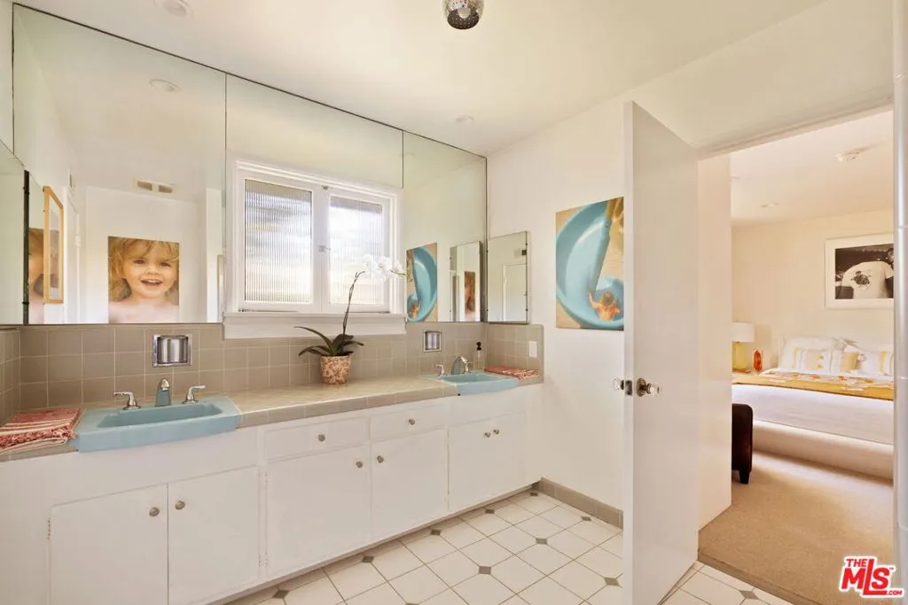 3420 Wrightview Drive, Studio City, California 91604 home-pic-15