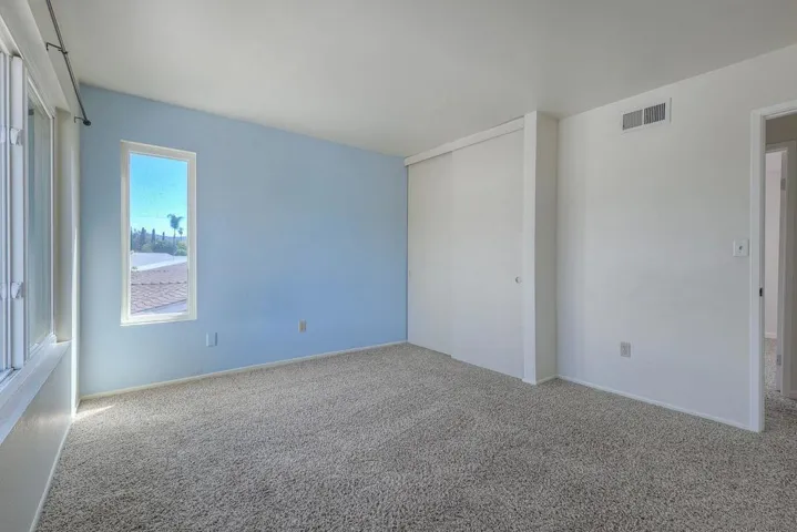 8339 Carlton Oaks Dr, Santee, California 92071