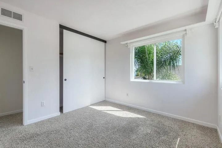 8339 Carlton Oaks Dr, Santee, California 92071