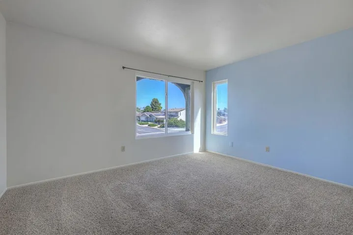 8339 Carlton Oaks Dr, Santee, California 92071