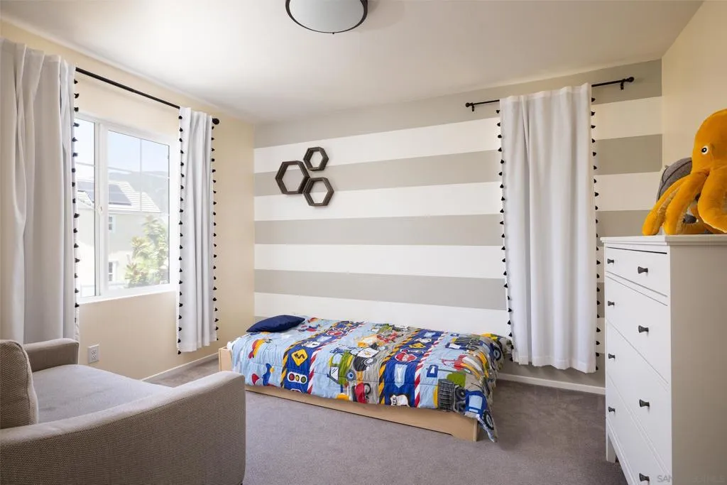 211 Spotted Saddle Way, Fallbrook, California 92028 home-pic-12