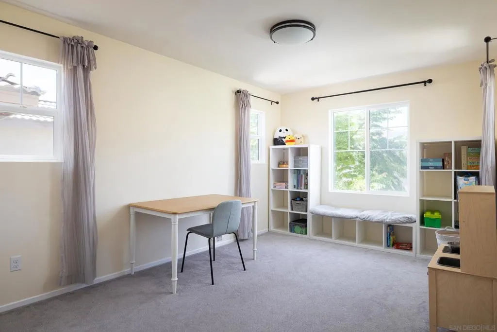 211 Spotted Saddle Way, Fallbrook, California 92028 home-pic-15
