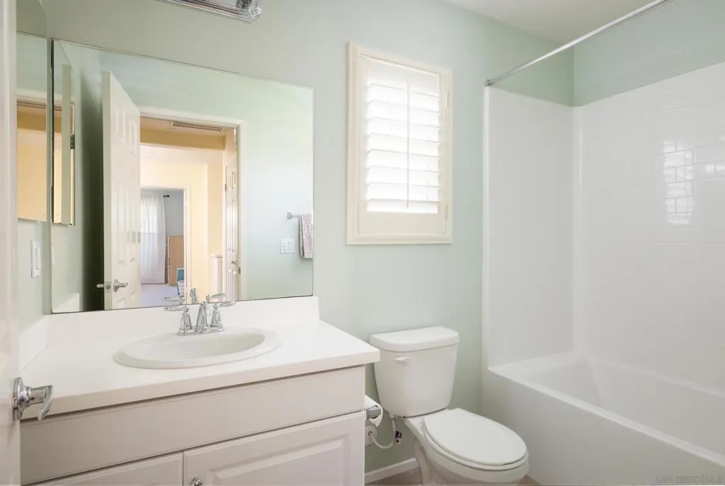 211 Spotted Saddle Way, Fallbrook, California 92028 home-pic-13