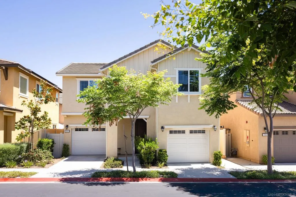 211 Spotted Saddle Way, Fallbrook, California 92028 home-pic-0